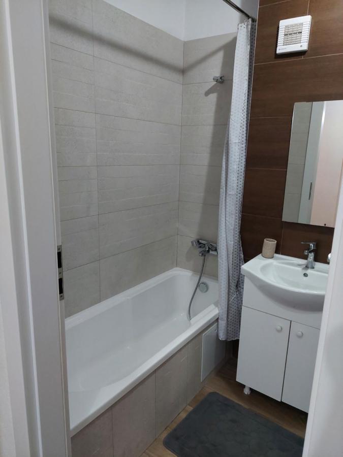 Apartament Ambrus سيفِسوارا المظهر الخارجي الصورة