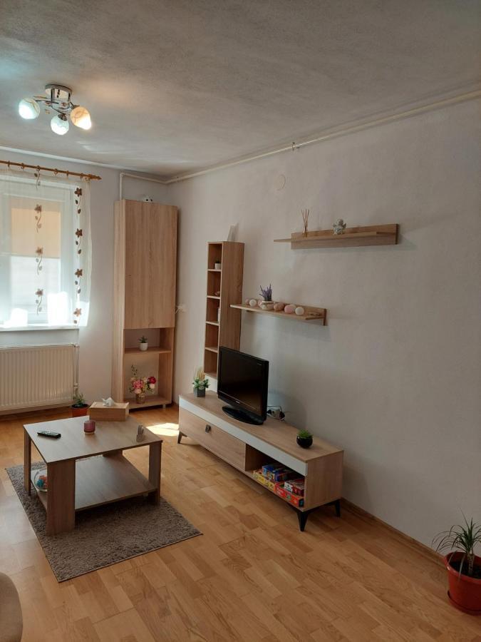 Apartament Ambrus سيفِسوارا المظهر الخارجي الصورة