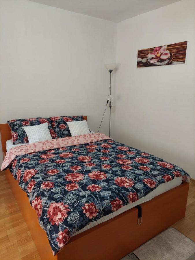Apartament Ambrus سيفِسوارا المظهر الخارجي الصورة